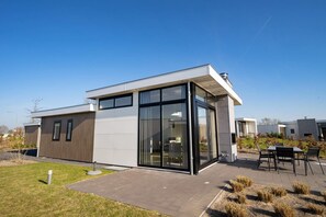 Decoración personalizada, muebles diferentes y wifi gratis