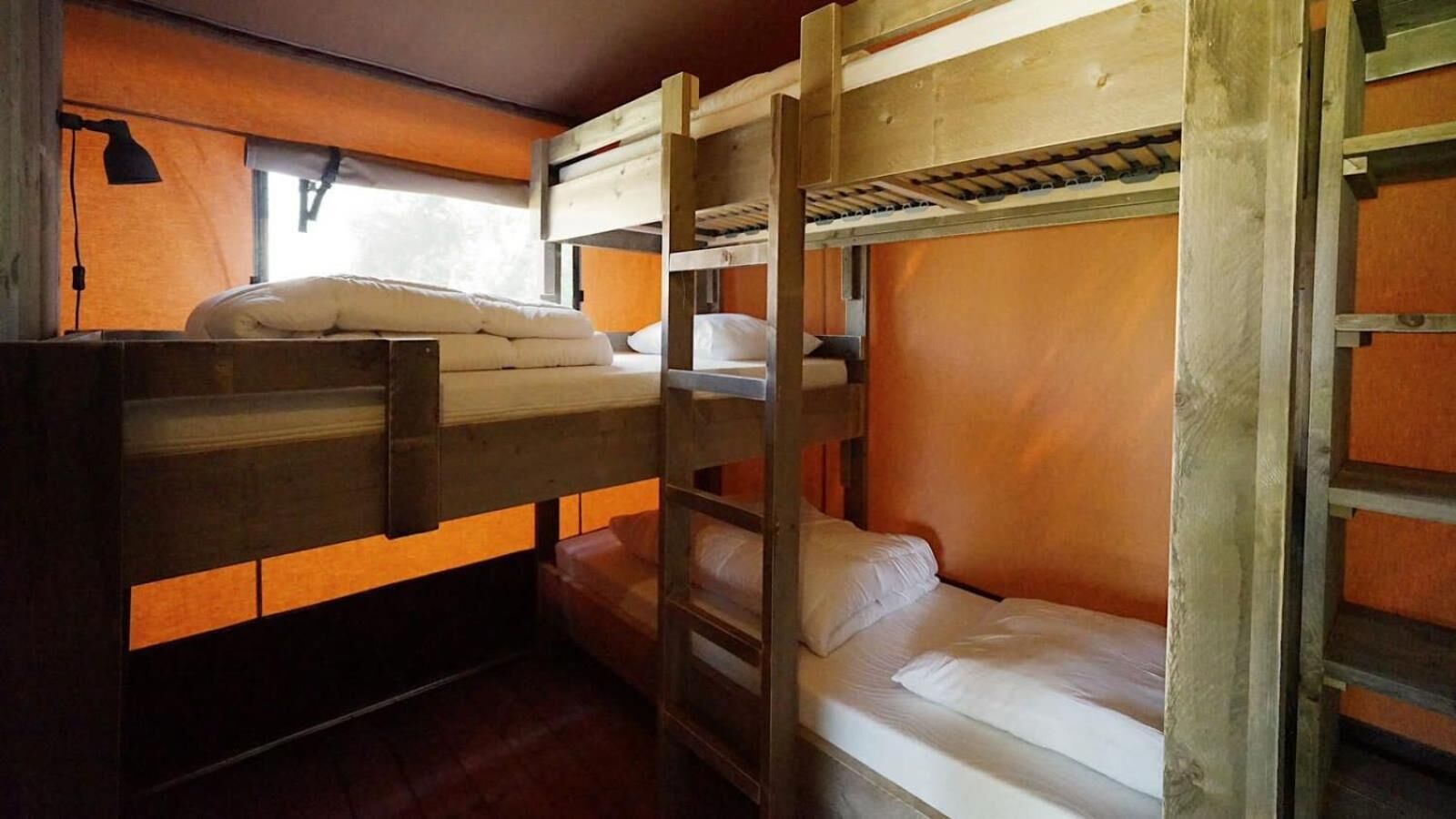 Free WiFi, individually decorated, individually furnished, bed sheets