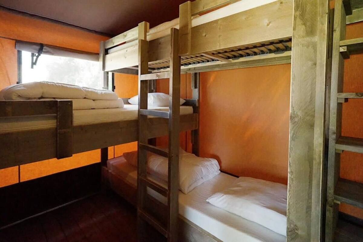 WiFi (free), individually decorated, individually furnished, bed sheets