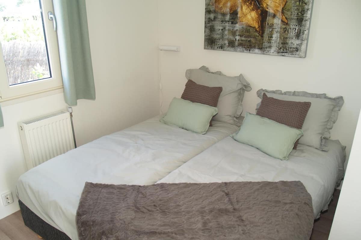 WiFi (free), individually decorated, individually furnished, bed sheets
