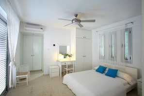 4 habitaciones y caja de seguridad en la habitación 