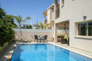 Villa, 3 Bedrooms (Michelle 7) | Terrace/patio - Protaras Villas Michelle (Paralimni)