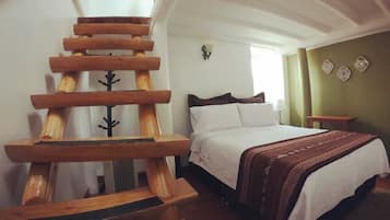 Habitación cuádruple estándar | Wifi gratis y ropa de cama