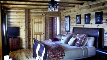 Lodge King | Premium bedding, down comforters, individually furnished