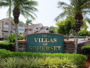 Indoor wedding - Somerset Resort by FunQuest Vacation (Kissimmee)