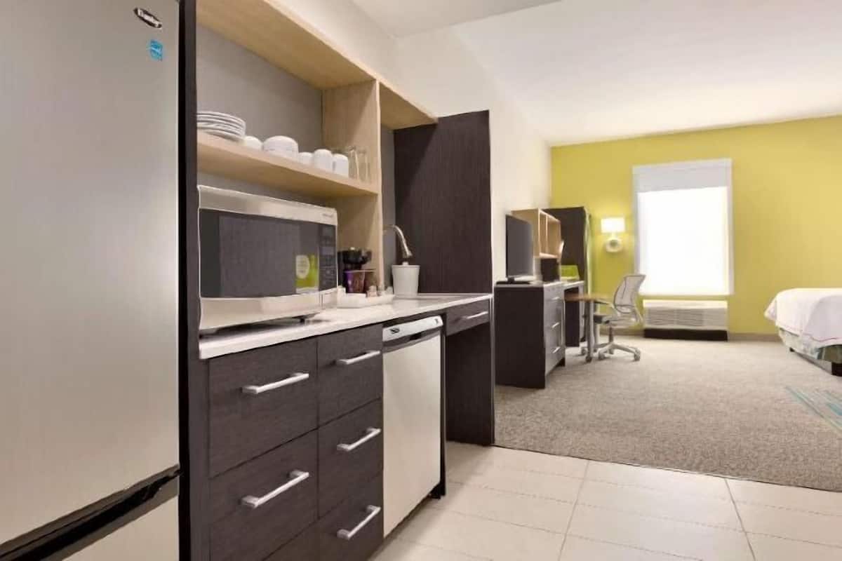 Literie de qualité supérieure, coffres-forts dans les chambres, bureau