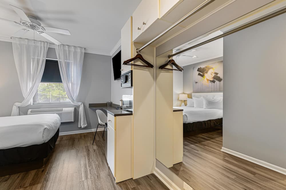 Hotel Chicago West Loop, SureStay Collection by Best Western