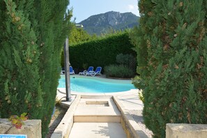 Piscine extérieure, piscine chauffée