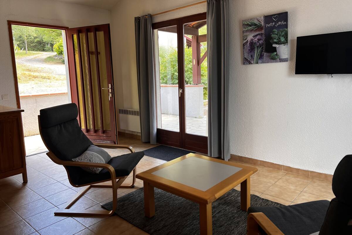 Maison Confort, salle de bains attenante, vue montagne | EntrĂ©e de lâhĂ©bergement