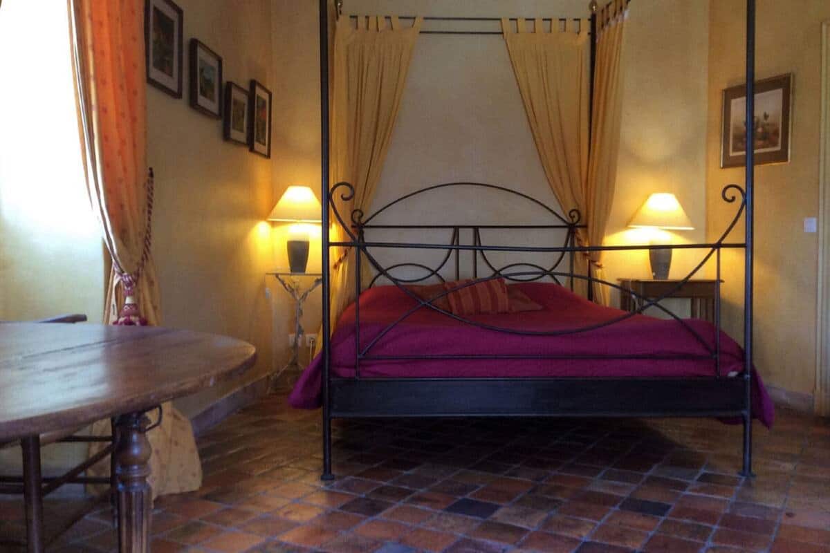 Habitación triple (Mistral) | 2 habitaciones, ropa de cama de alta calidad y cunas gratuitas