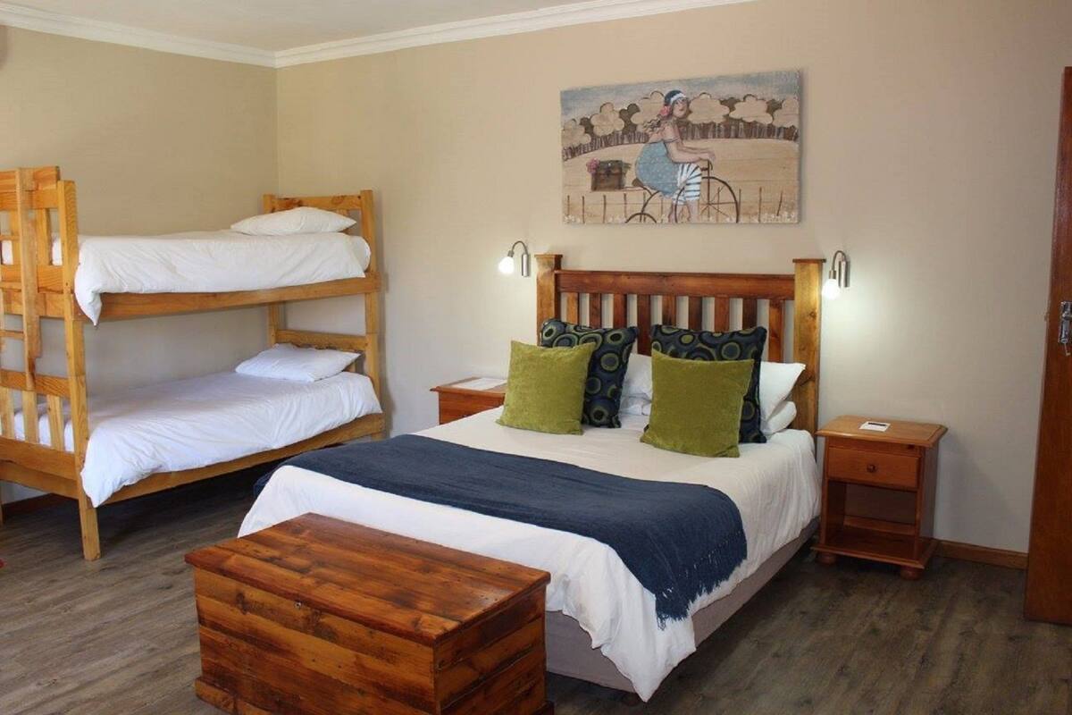 LUXURY ROOM 10