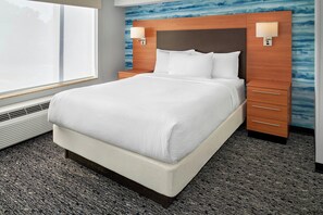 Suite, 1 Schlafzimmer, Stadtblick | Hochwertige Bettwaren, Pillowtop-Betten, Bügeleisen/Bügelbrett