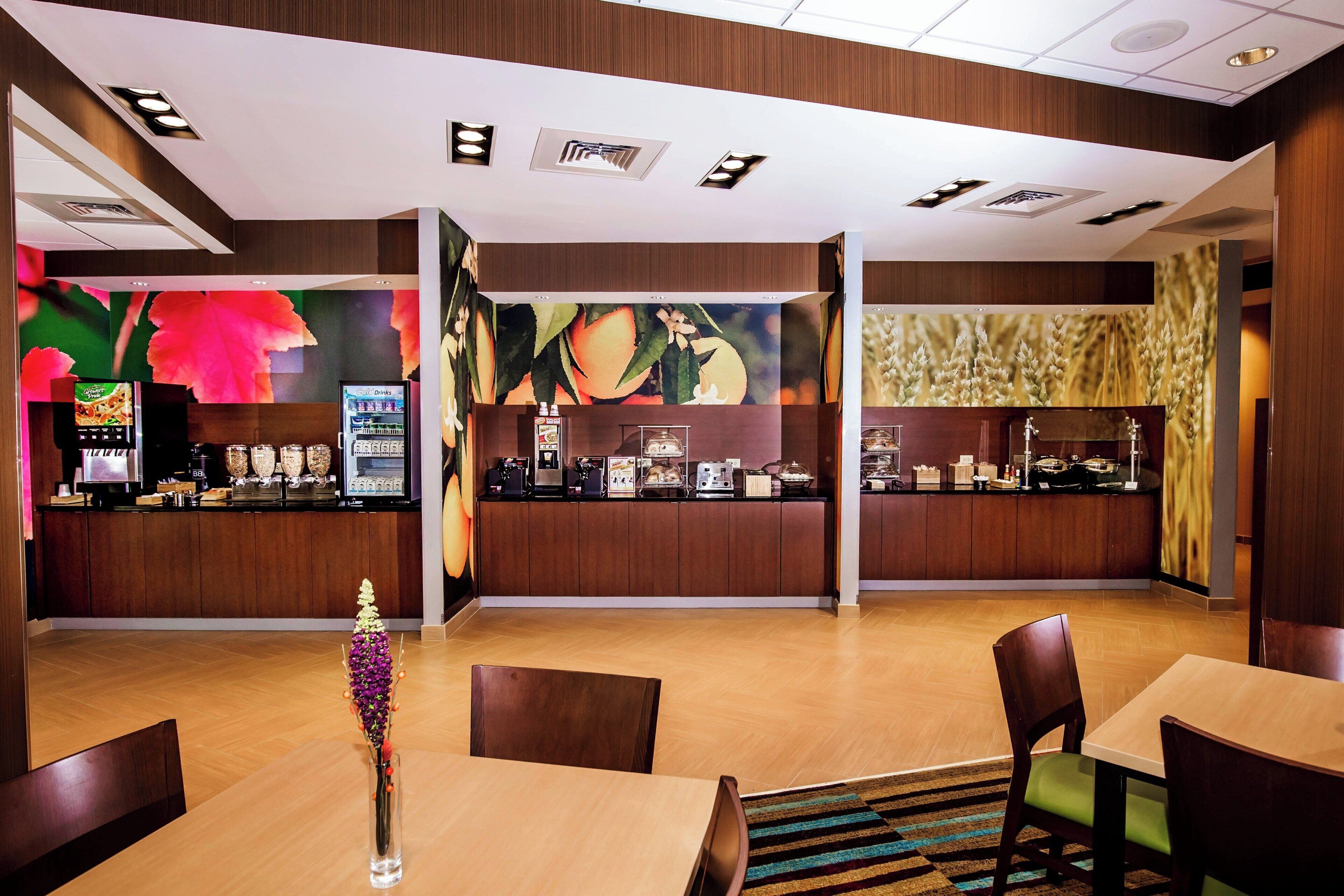 free daily continental breakfast