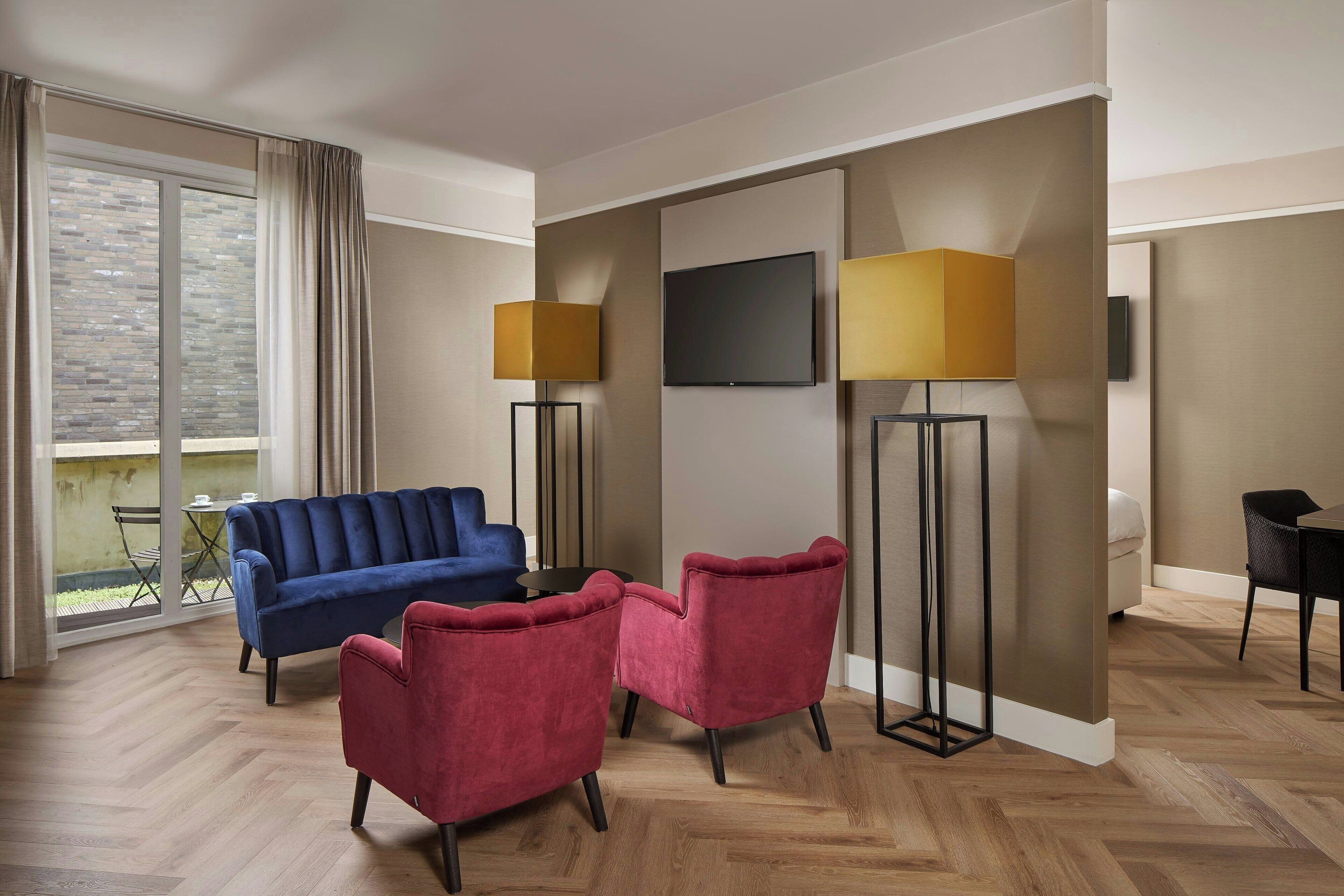 Suite Junior, 1 très grand lit et 1 canapé-lit