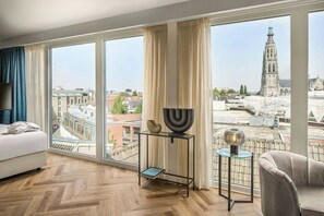 Minibar, pengeskab på værelset, individuelt design