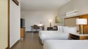 1 bedroom, hypo-allergenic bedding, desk, laptop workspace