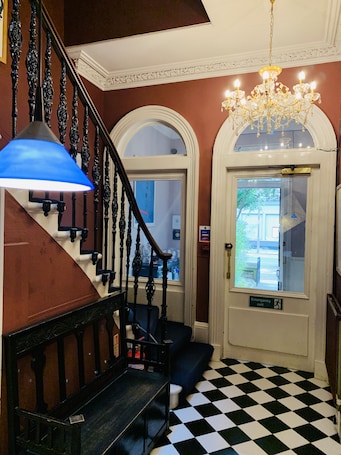 Lobby. Southside Guest House