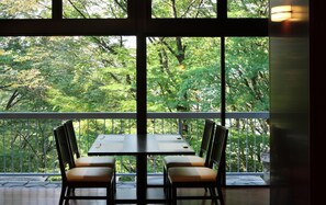 Restaurant - Kagaribi No Yu Ryokusuitei (Sendai)