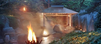 Kagaribi No Yu Ryokusuitei