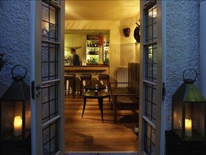 Serves lunch and dinner - Hotel Tresanton (Truro)