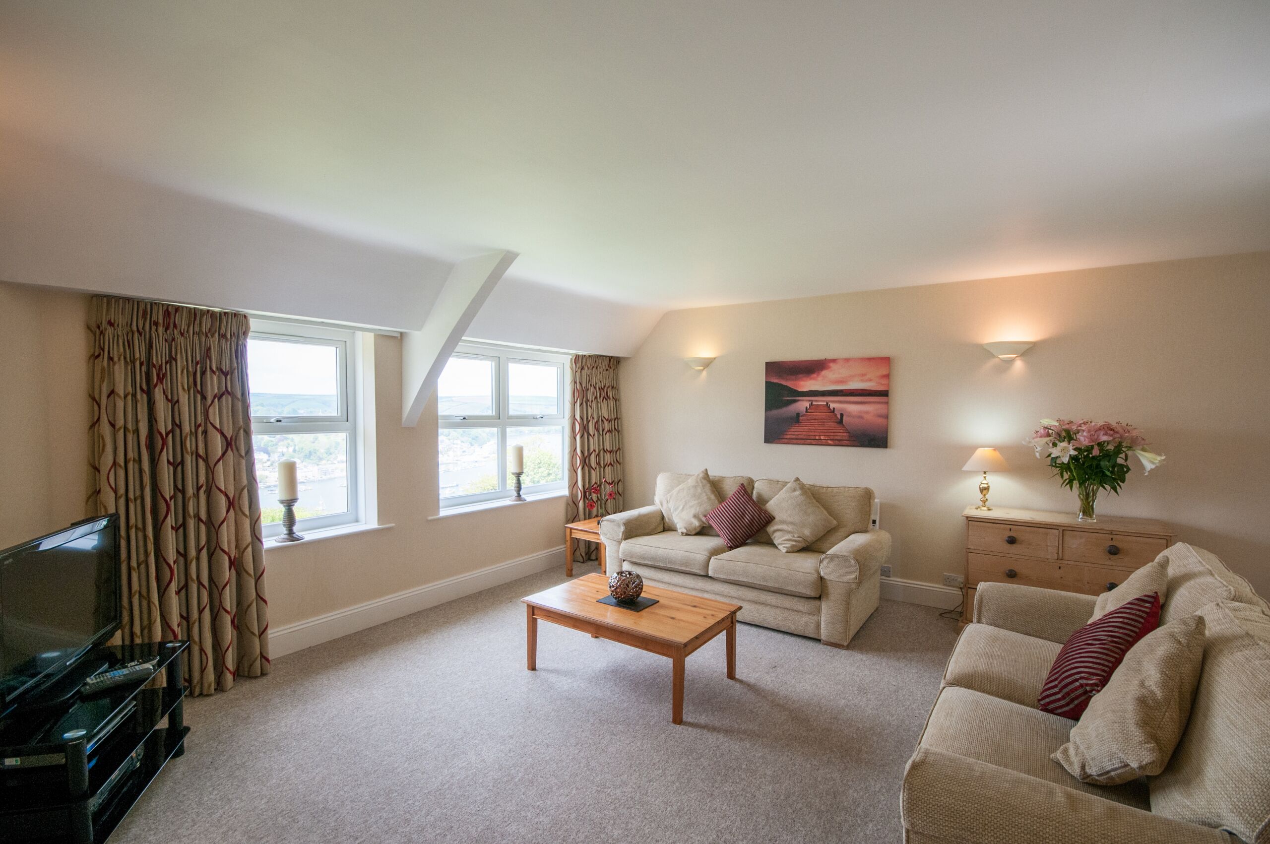 럭셔리 아파트, 앙스위트, 강 전망 (Edgecombe (2 Bedrooms)) | 라운지