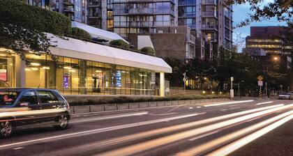 WorldMark Vancouver - The Canadian