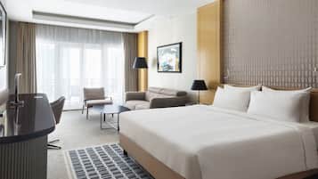 Premium bedding, minibar, in-room safe, desk