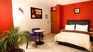 Caja de seguridad en la habitación, escritorio y insonorización