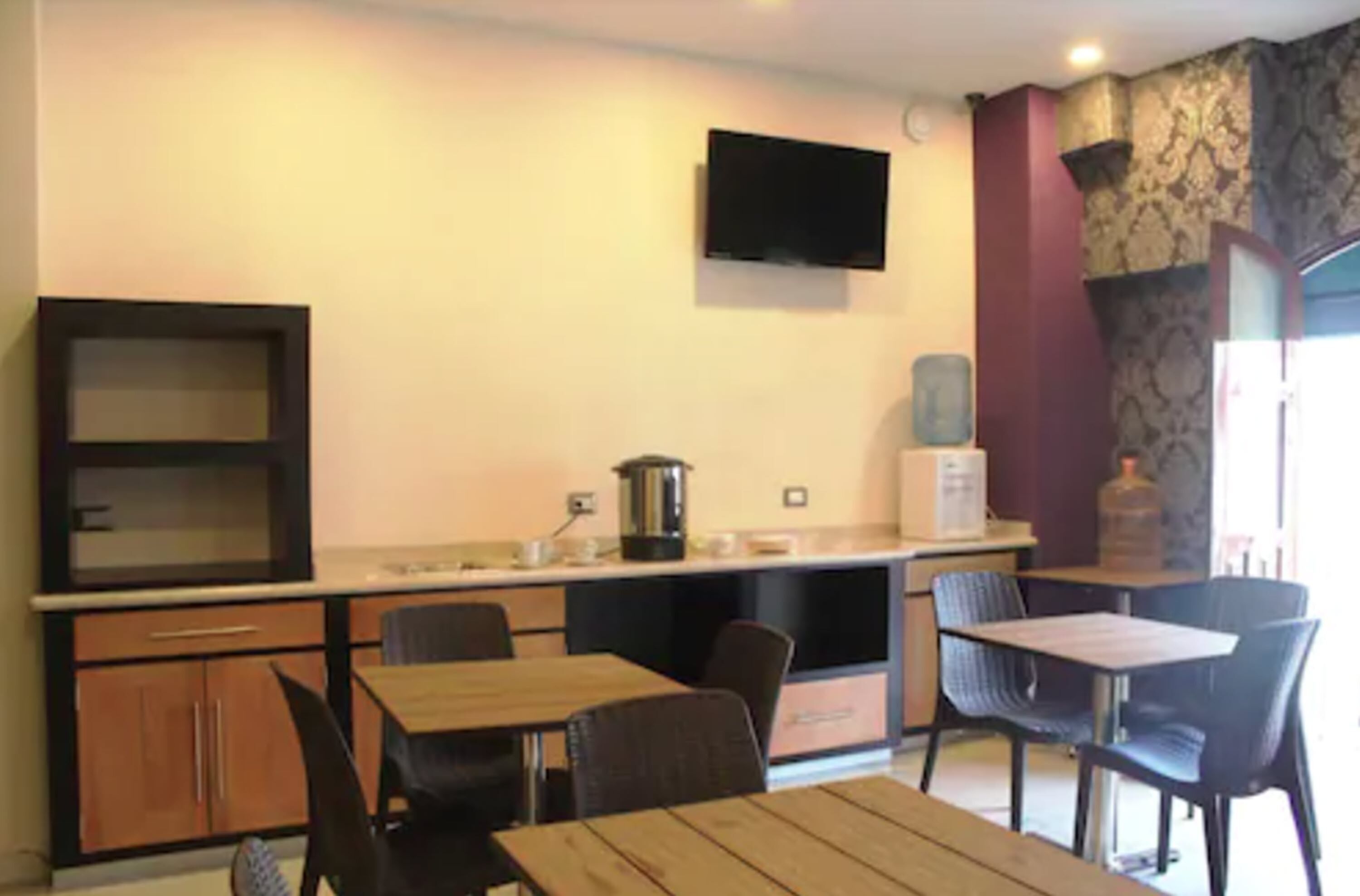 Photo - Hotel Leones