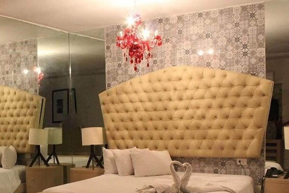 Habitació estàndard, banyera (Imperial) | Minibar, escriptori, planxa i posts de planxar i bressols 