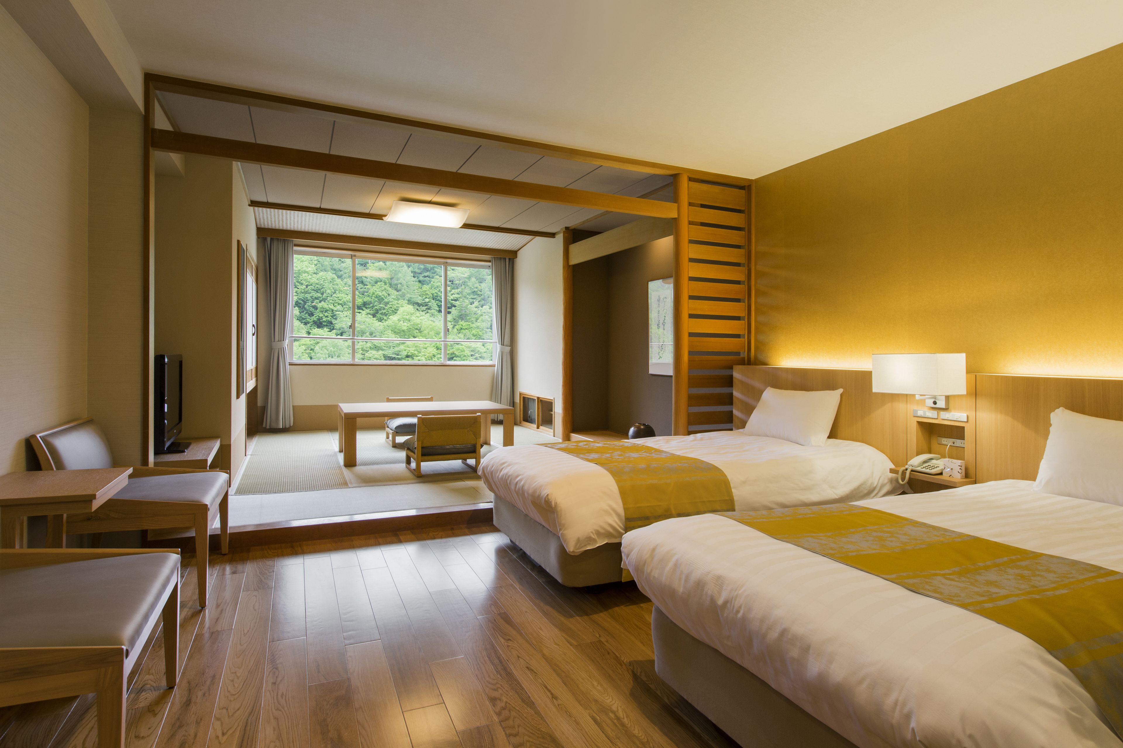 1 bedroom, in-room safe, desk, blackout curtains