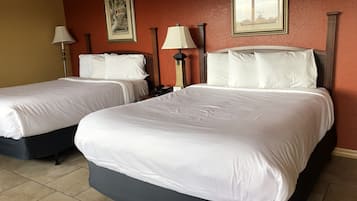 Kamar, 2 Tempat Tidur Queen, Bebas Asap Rokok | Pemandangan dari kamar