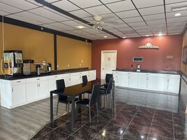 Daily continental breakfast (USD 50.00 per person)