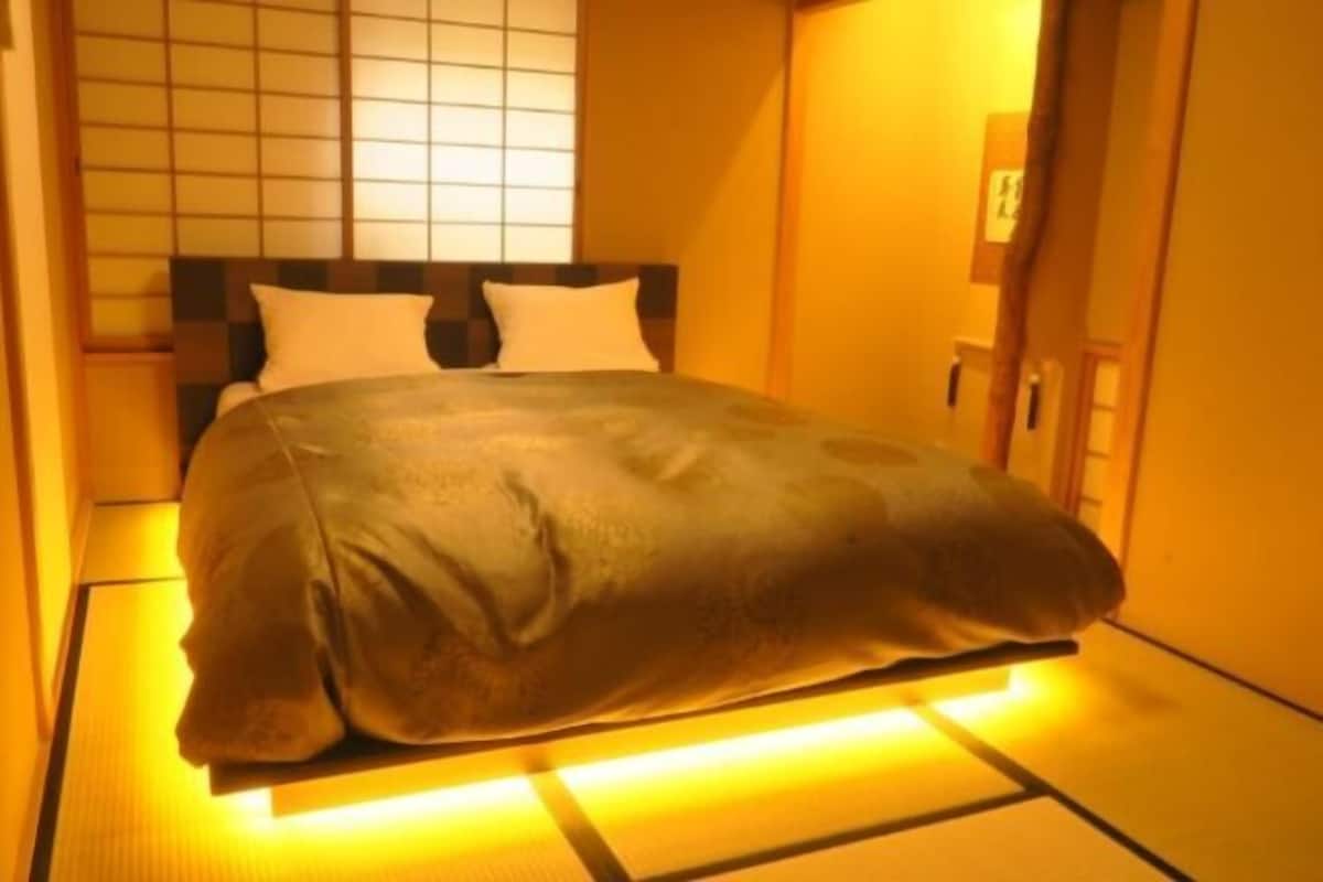 Minibar, in-room safe, desk, blackout drapes