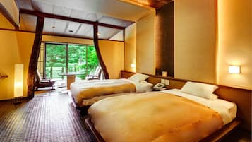 Minibar, in-room safe, desk, blackout curtains