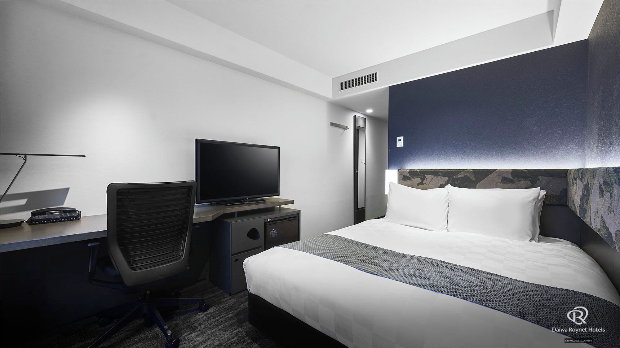 Dobbeltrom – superior, ikke-røyk (for 2 people) | Dundyner, safe på rommet, skrivebord og skrivebord for bærbar PC