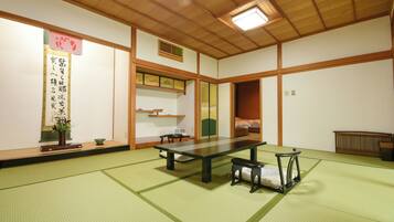 羽绒被、客房内保险箱、办公桌、免费 WiFi