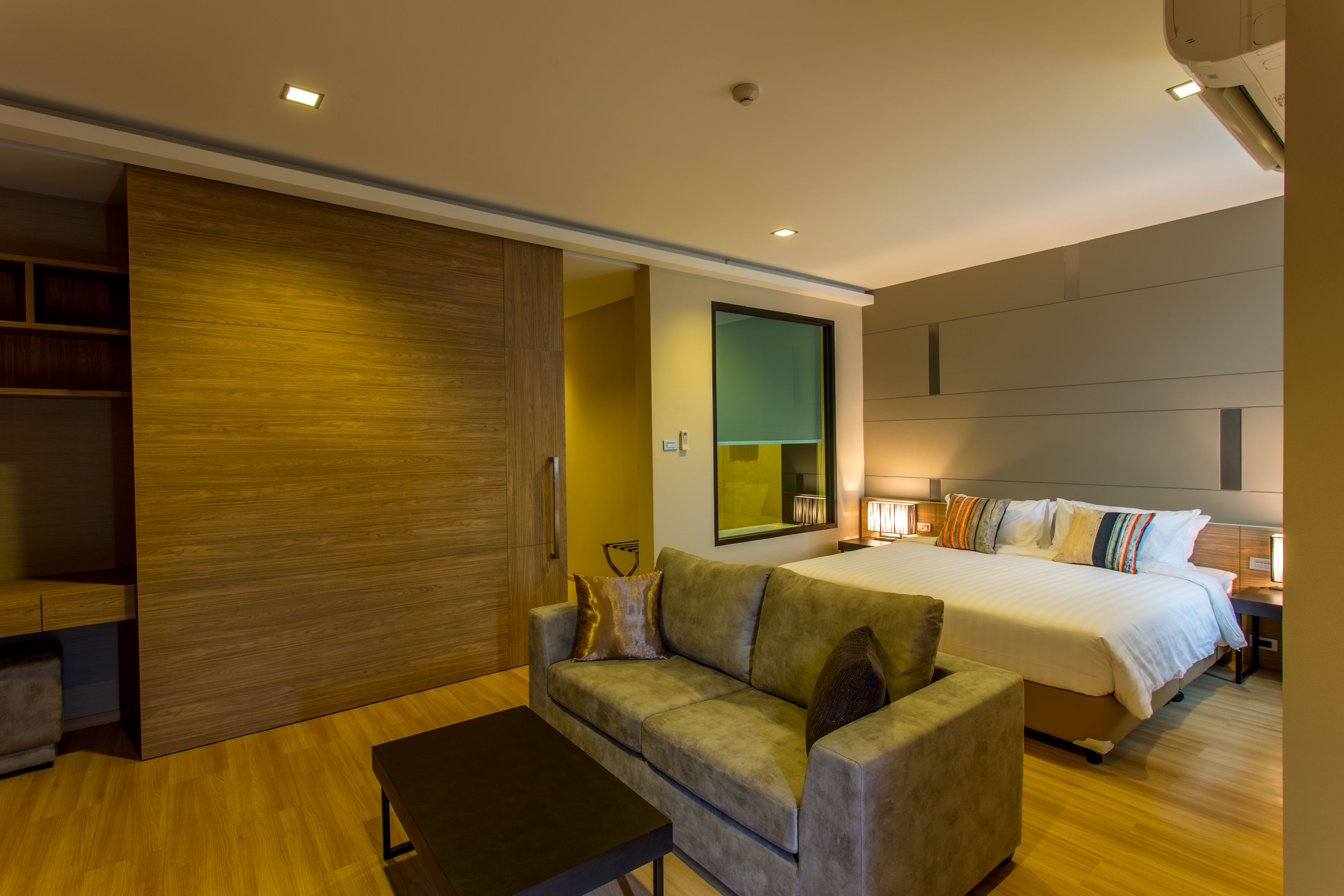 junior suite | 1 bedroom, premium bedding, minibar, in-room safe