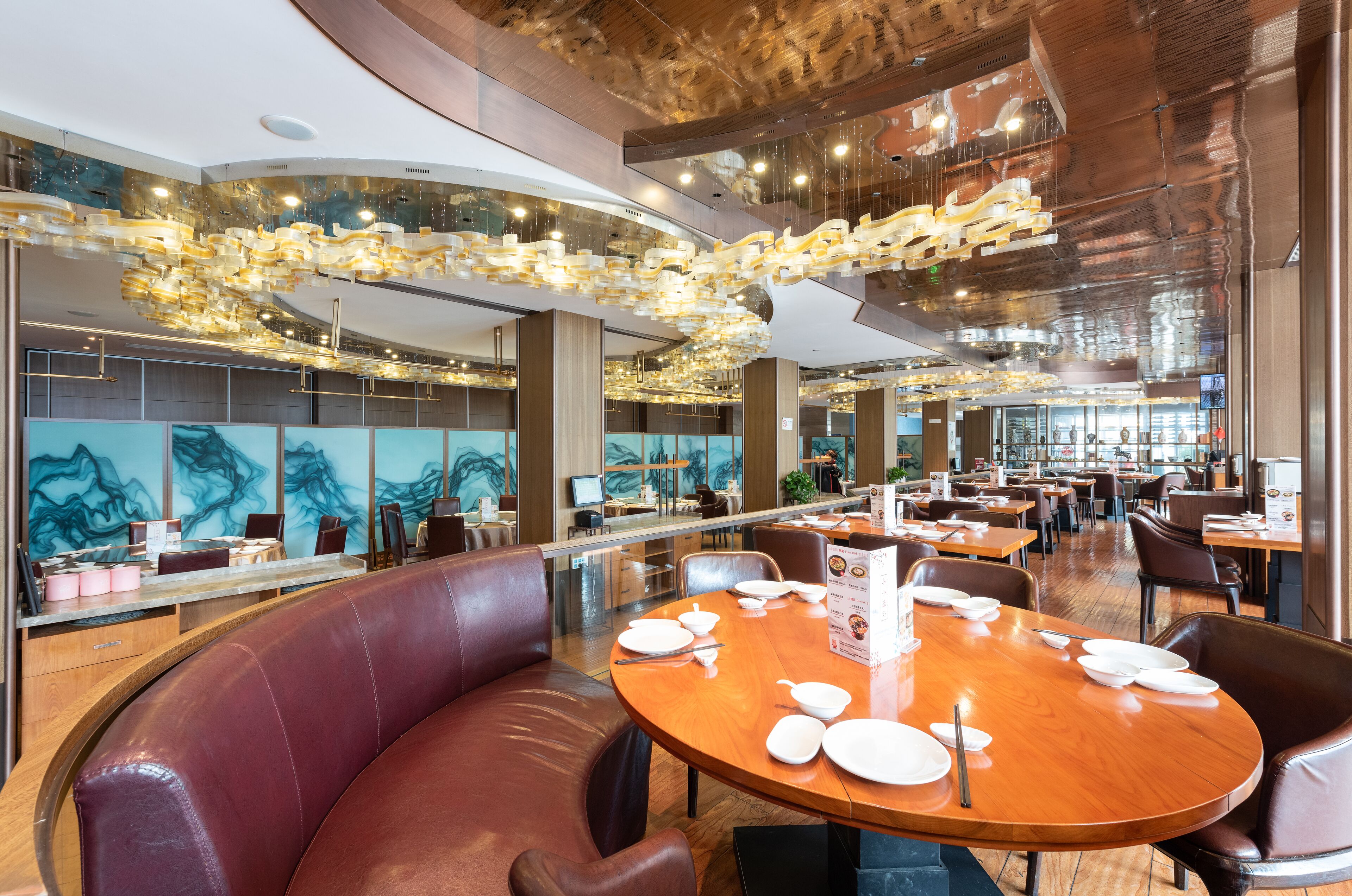 2 restaurants, chinese cuisine