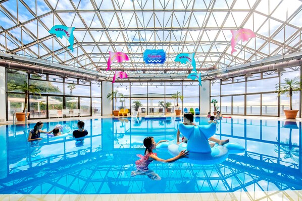 Indoor pool - HOTEL KATARA RESORT&SPA (Higashiizu)