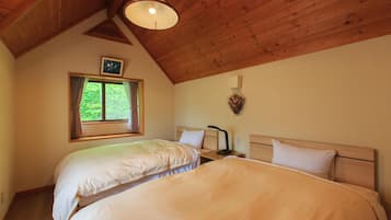 1 bedroom, desk, bed sheets