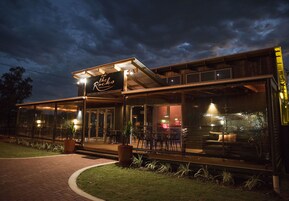 ディナーに営業