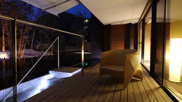 NANAKAMADO | Balcony