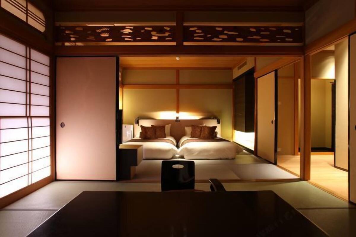1 kamar tidur, seprai premium, minibar, dan brankas
