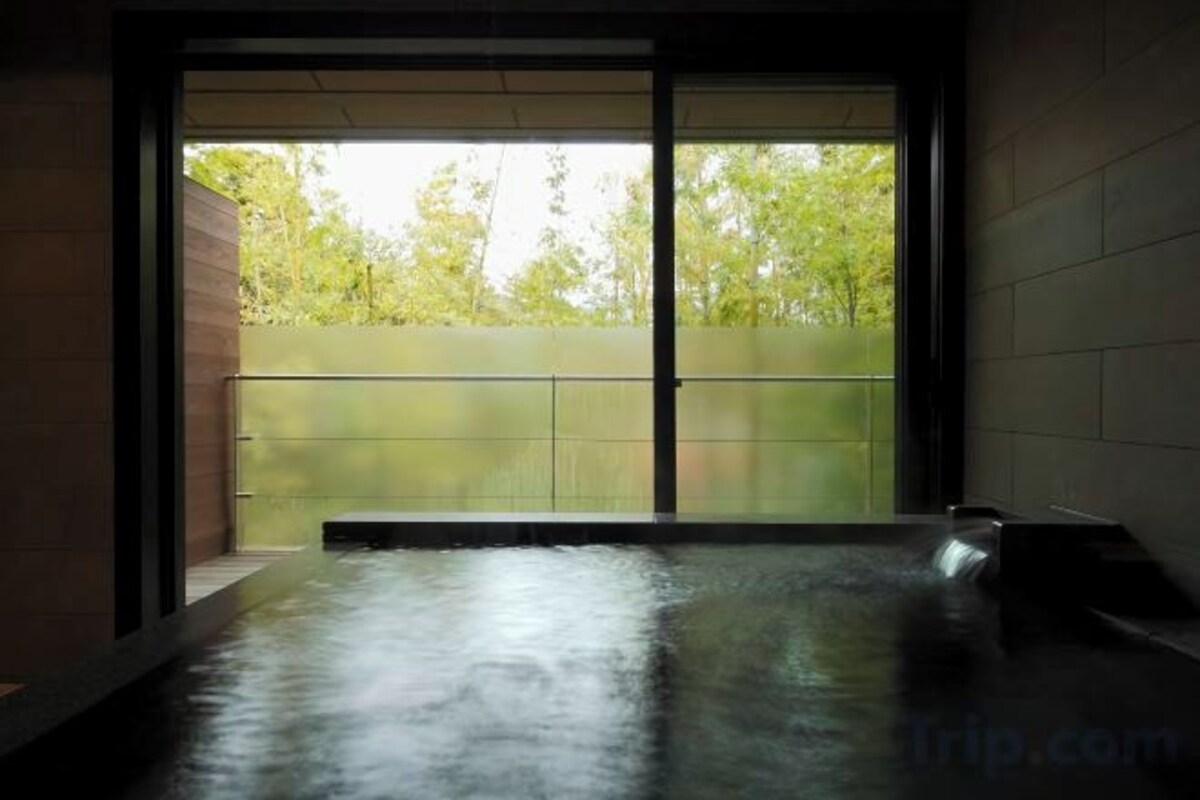 Katakuri Japanese Western Style Room with Observation Bath