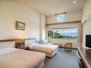 Standard Twin Room | Premium bedding, desk, free WiFi, bed sheets - AZUMINO KOGEN RESORT (Azumino)