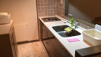Fridge, microwave, stovetop, electric kettle