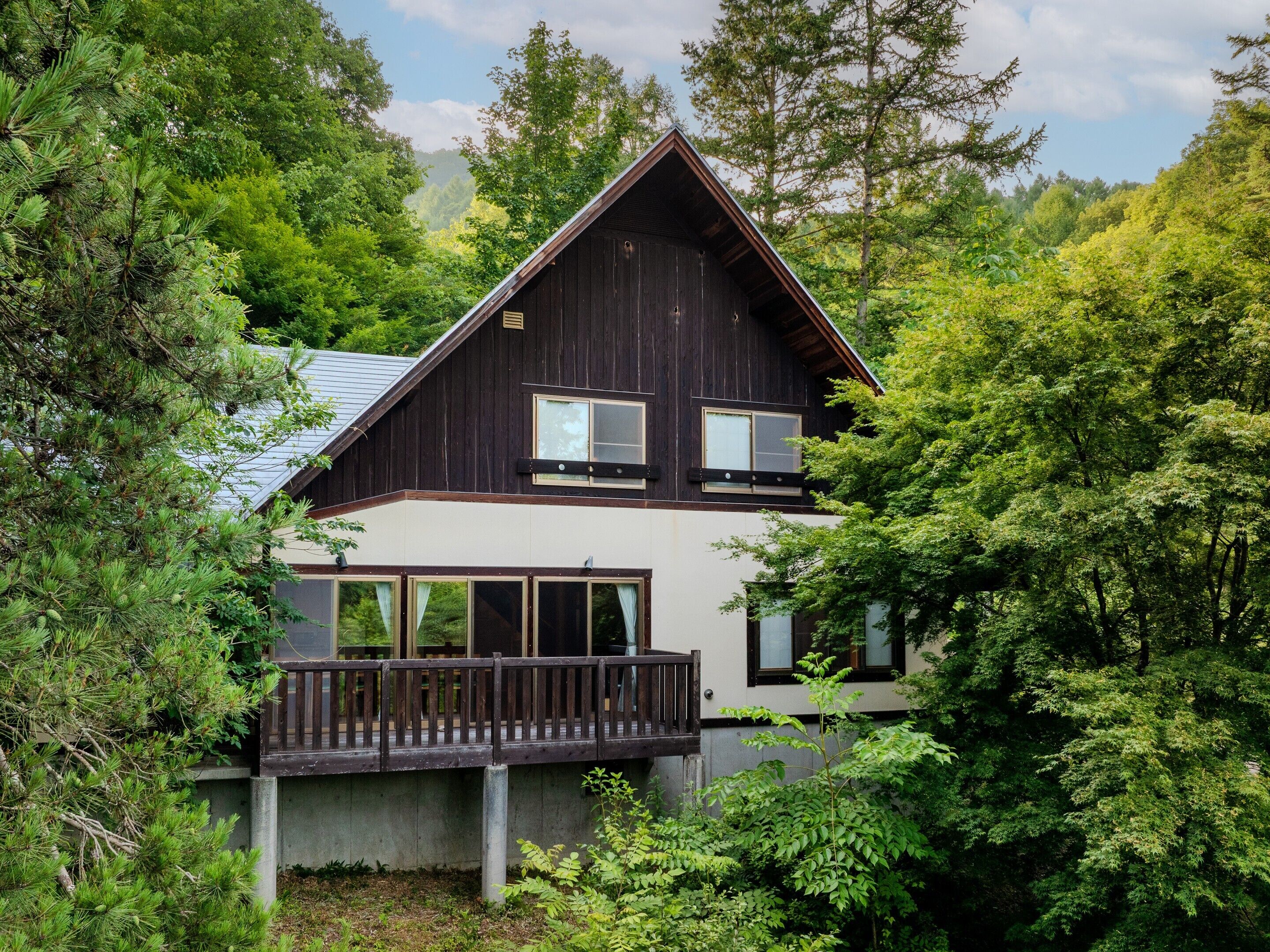 Standard-Ferienhaus, Raucher (Large, Hot Spring) | Kostenloses WLAN, Bettwäsche