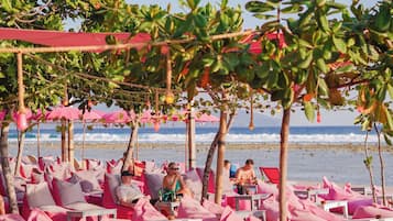 Beach bar