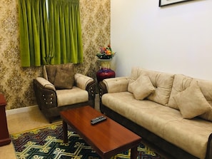 Studio | Luxe beddengoed, een minibar, een kluis op de kamer, een bureau